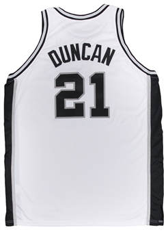 2001-02 Tim Duncan Game Used San Antonio Spurs Home Jersey 